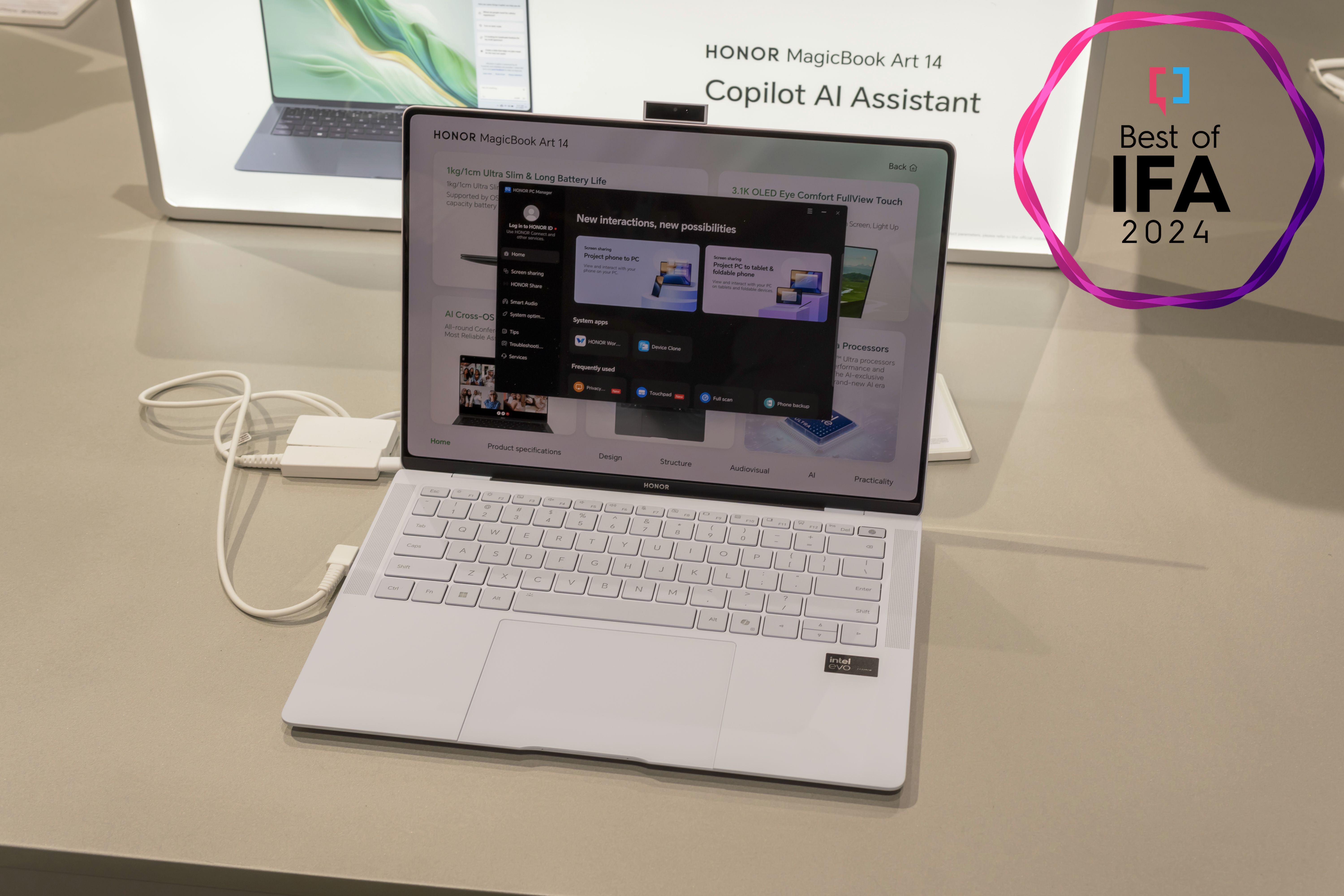 An Honor MagicBook Art 14 with a Best of IFA badge