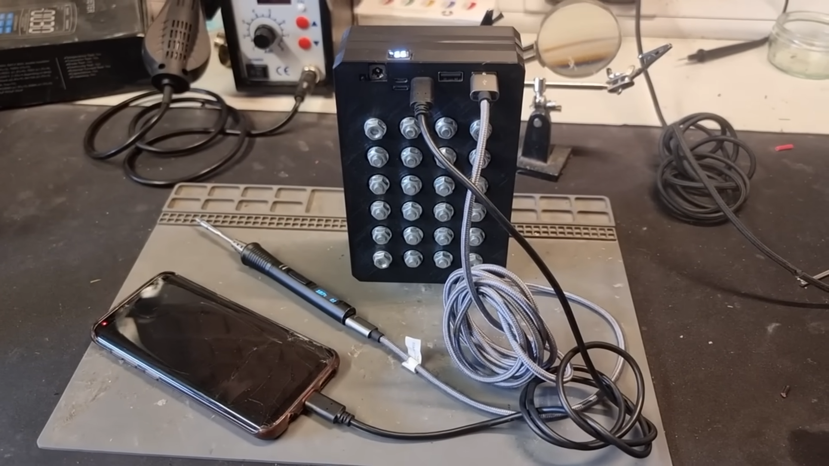 Someone turned 35 disposable vapes into a fast charging power bank for their smartphone and laptop Someone turned 35 disposable vapes into a fast charging power bank for their smartphone and laptop
