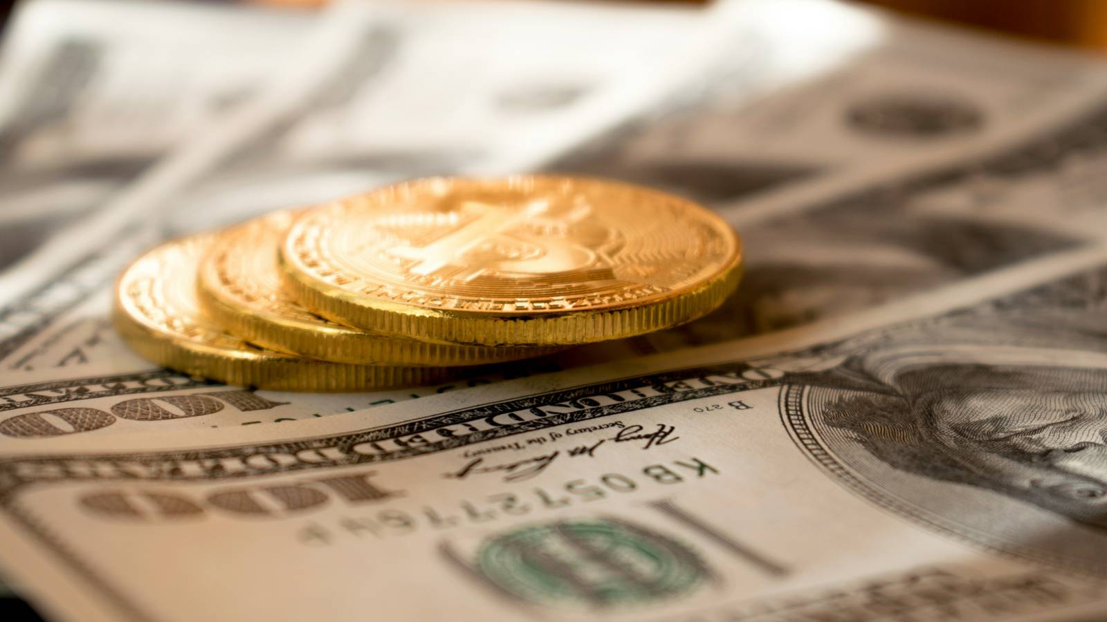 How to manage expenses and subscriptions