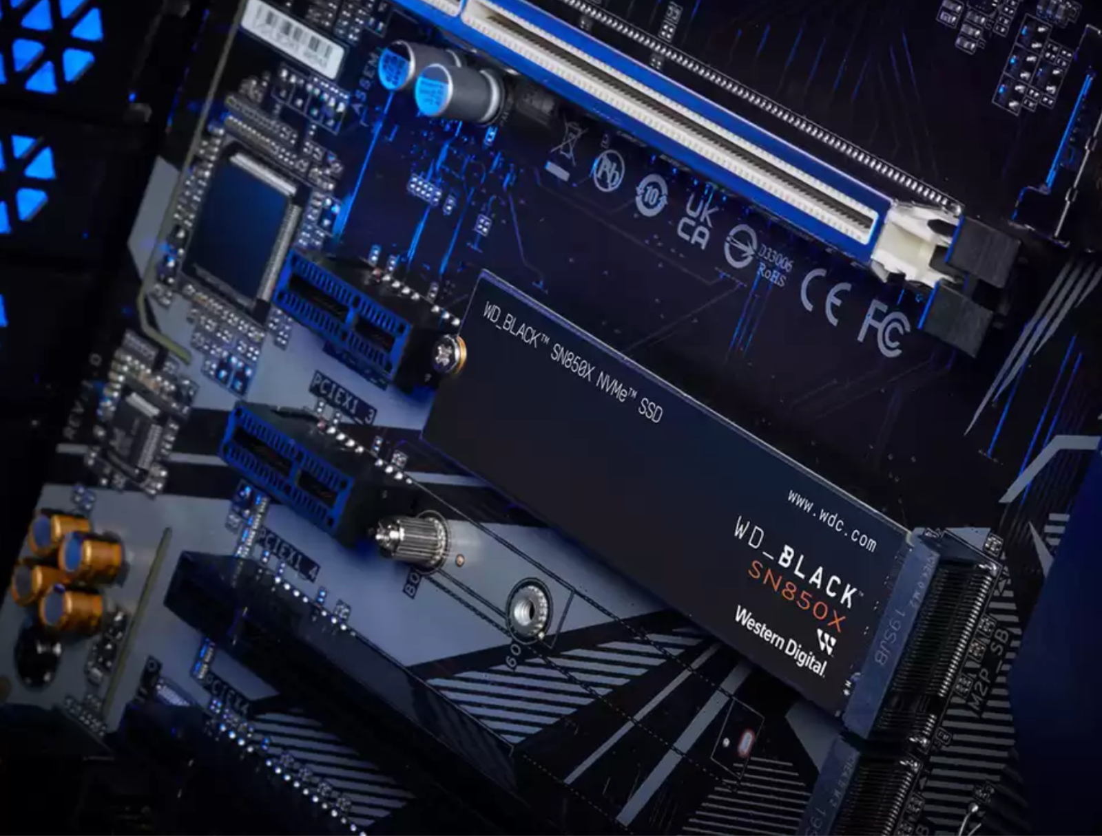 Western Digital 　M.2 SSD　内蔵 8TB 　　ジャンク品 Western Digital M.2 SSD 内蔵 8TB ジャンク品 Western Digital