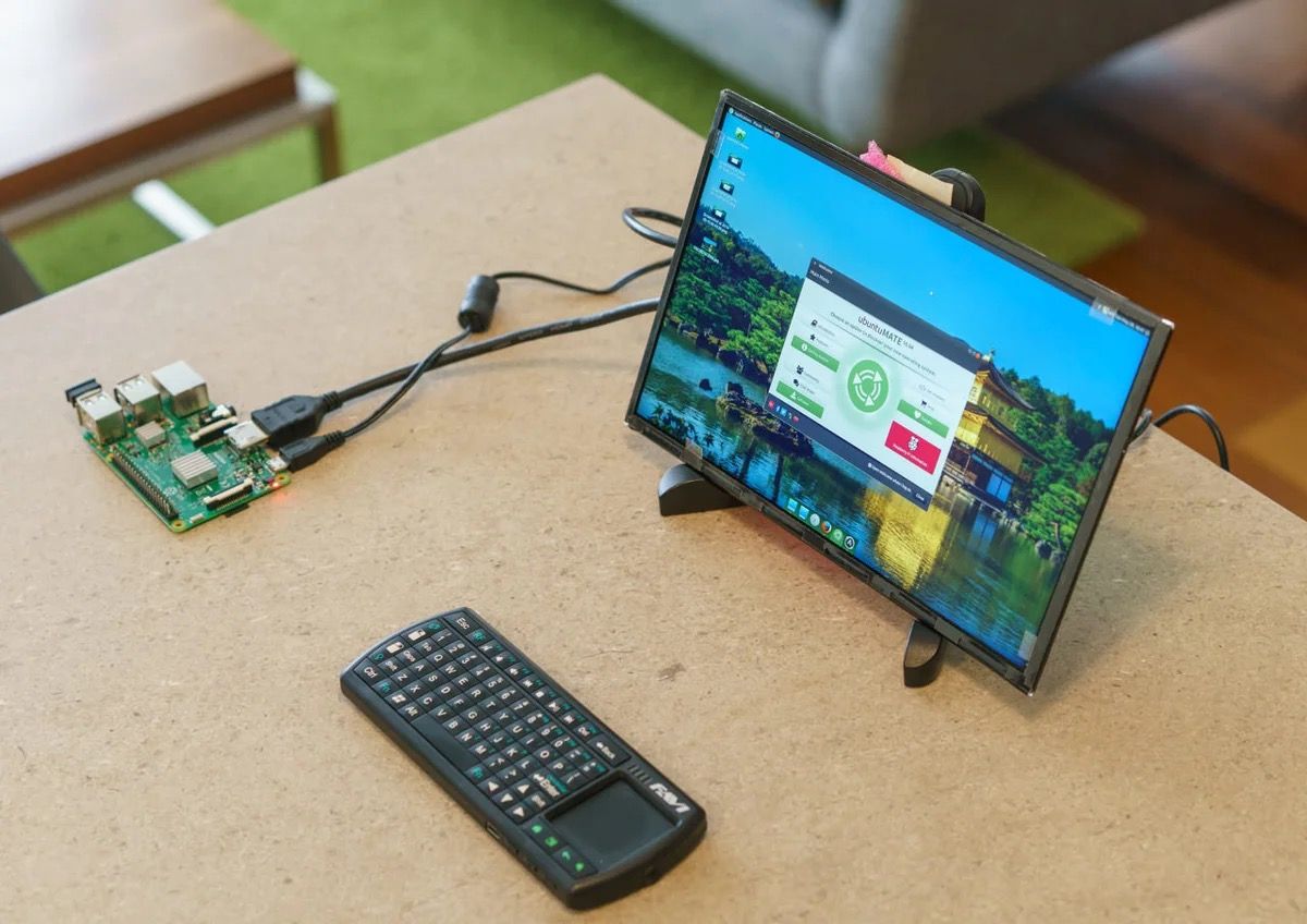 You can build your own digital photo frame powered by Raspberry Pi ...