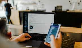 slack-on-mbpro-and-smartphone