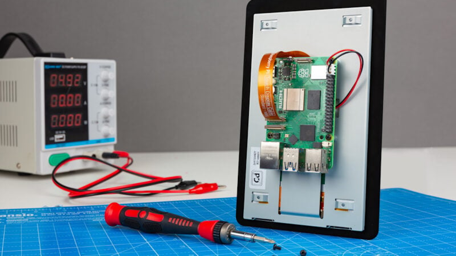 The Raspberry Pi Touch Display 2