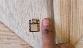 A Seeeduino SAMD21 microcontroller