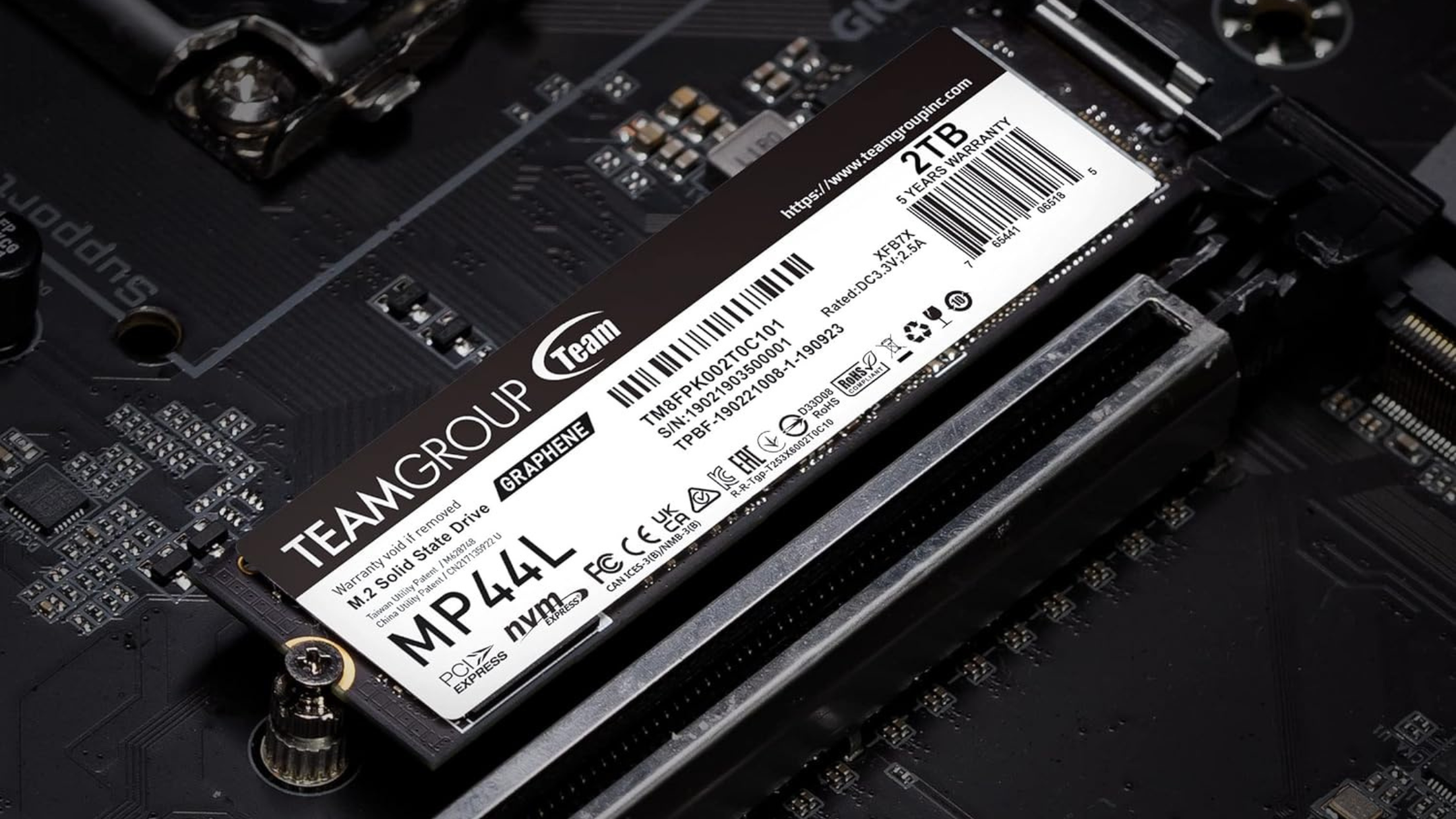 5 reasons I switched from NVMe cache to SATA in my home server