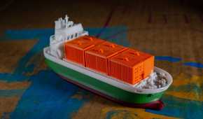 container ship Benchy