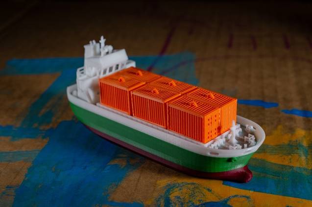 container ship Benchy