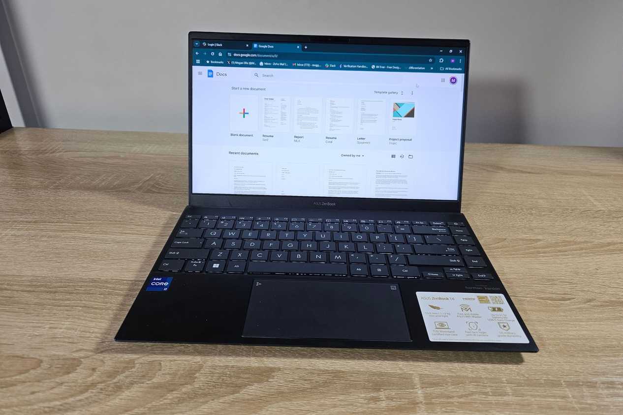 google-docs-on-laptop (1)