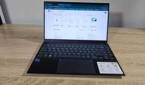 google-docs-on-laptop (1)