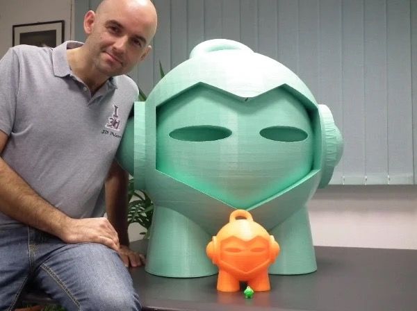 Marvin big and small