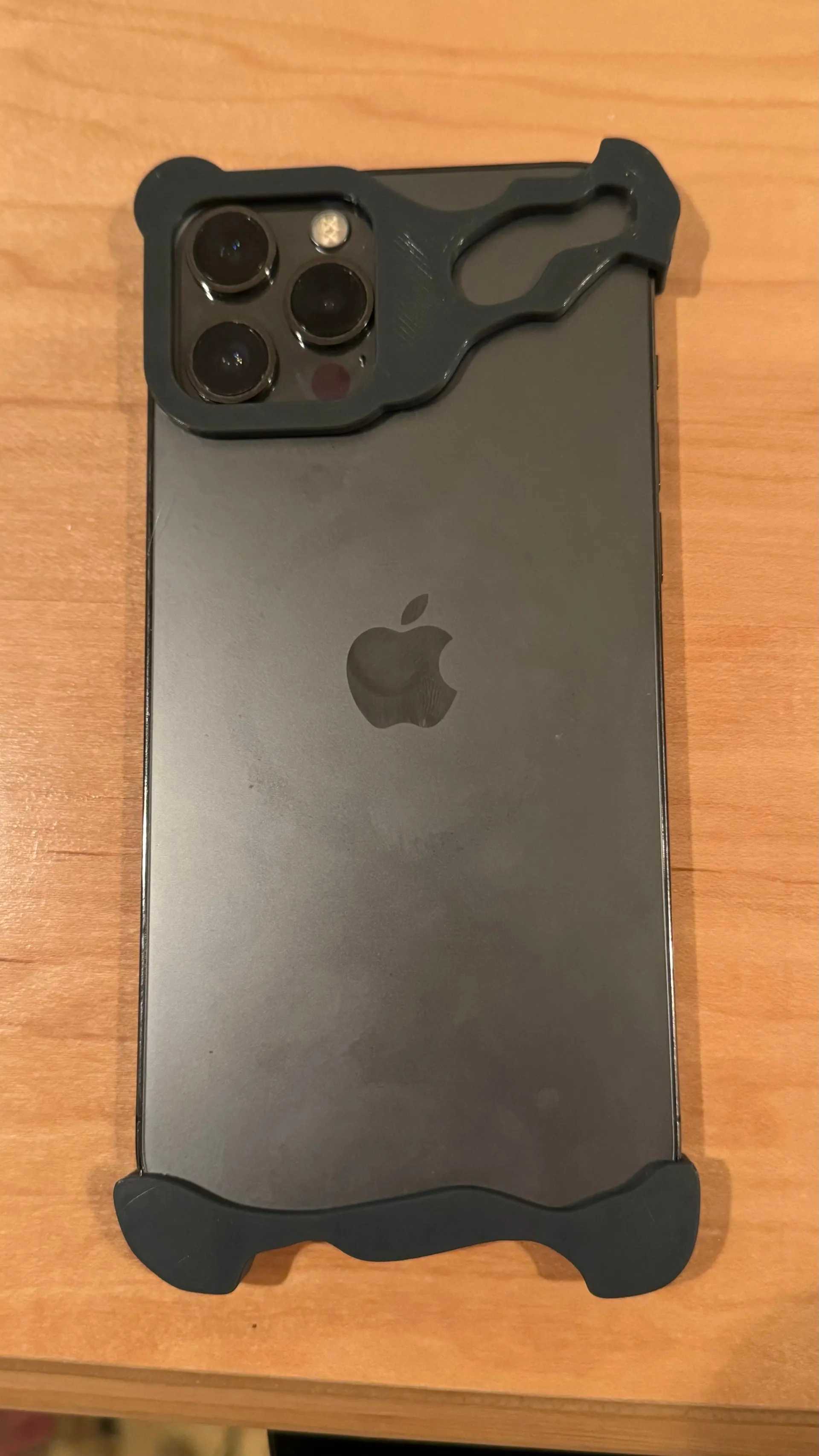 Minimalist Phone Case for iPhone Pro Max 12
