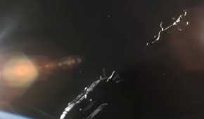 Halo: Master Chief Collection Master Chief kicking drop pod in space