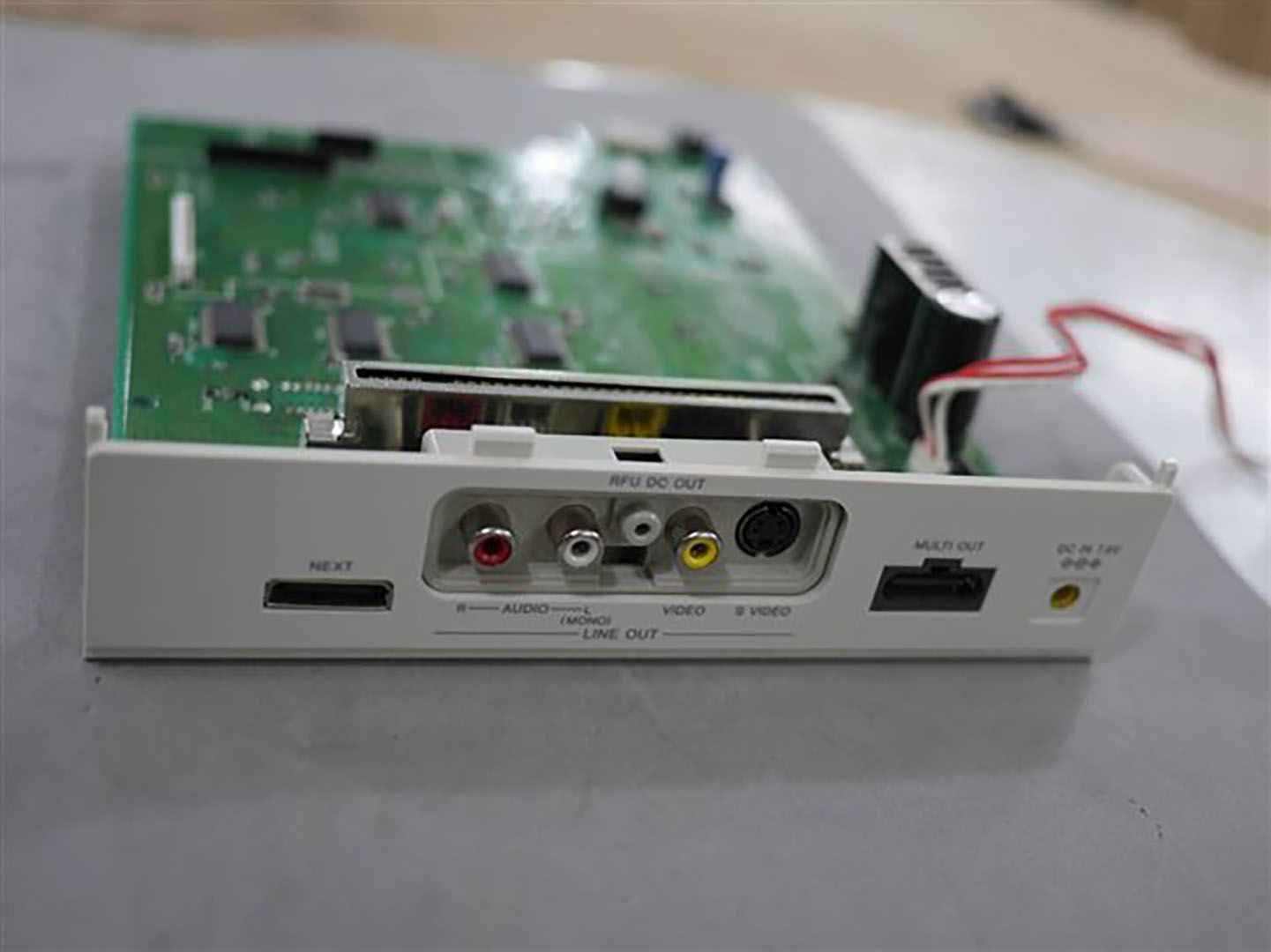 Ben Heck Nintendo Playstation teardown