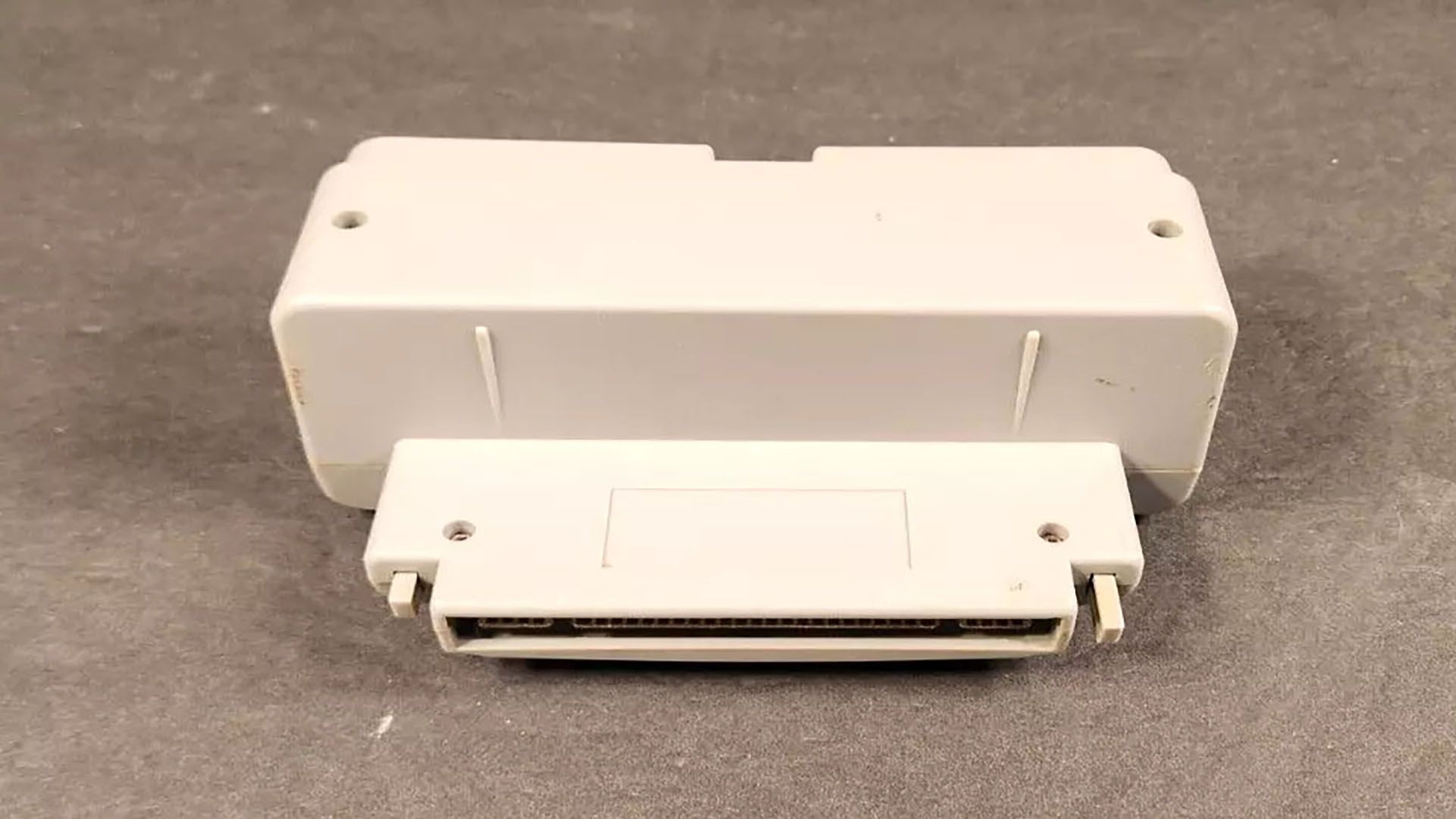 SNES Game Wizard back and bottom view