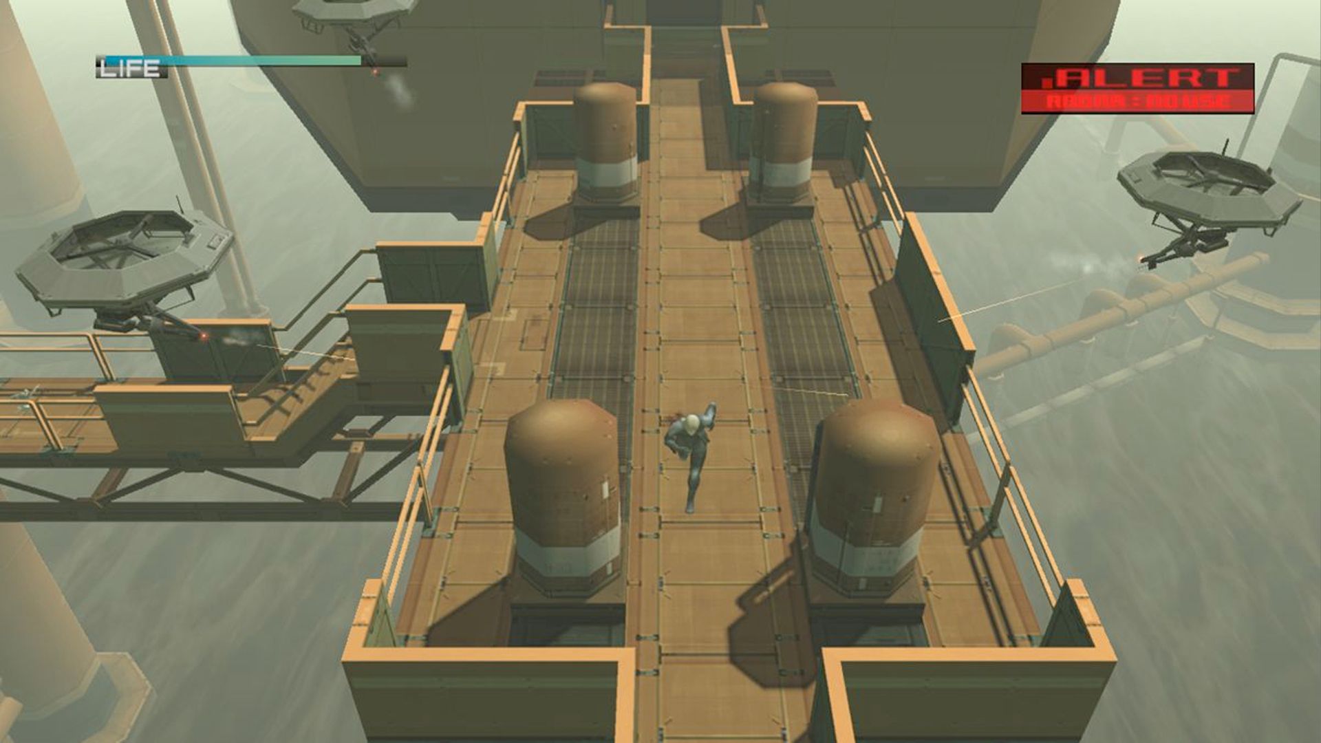MGS2 screenshot, Raiden sneaking across the map