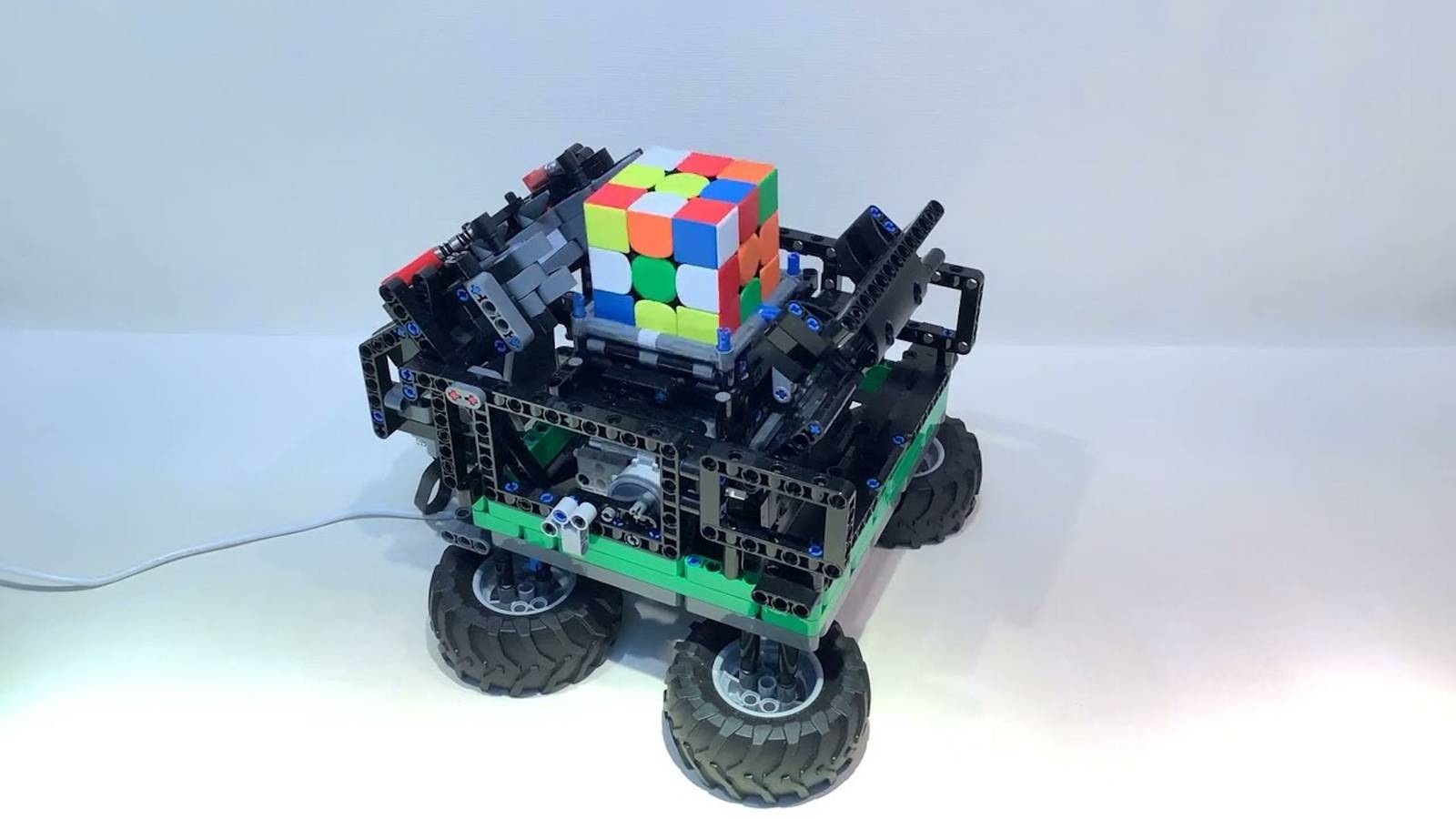 5 projects that combine a Raspberry Pi with Lego