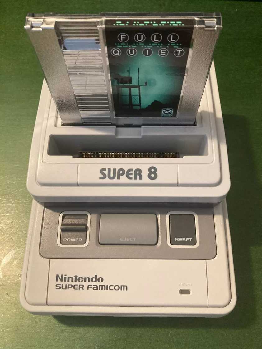 Innovation Super 8 Tristar with NES game
