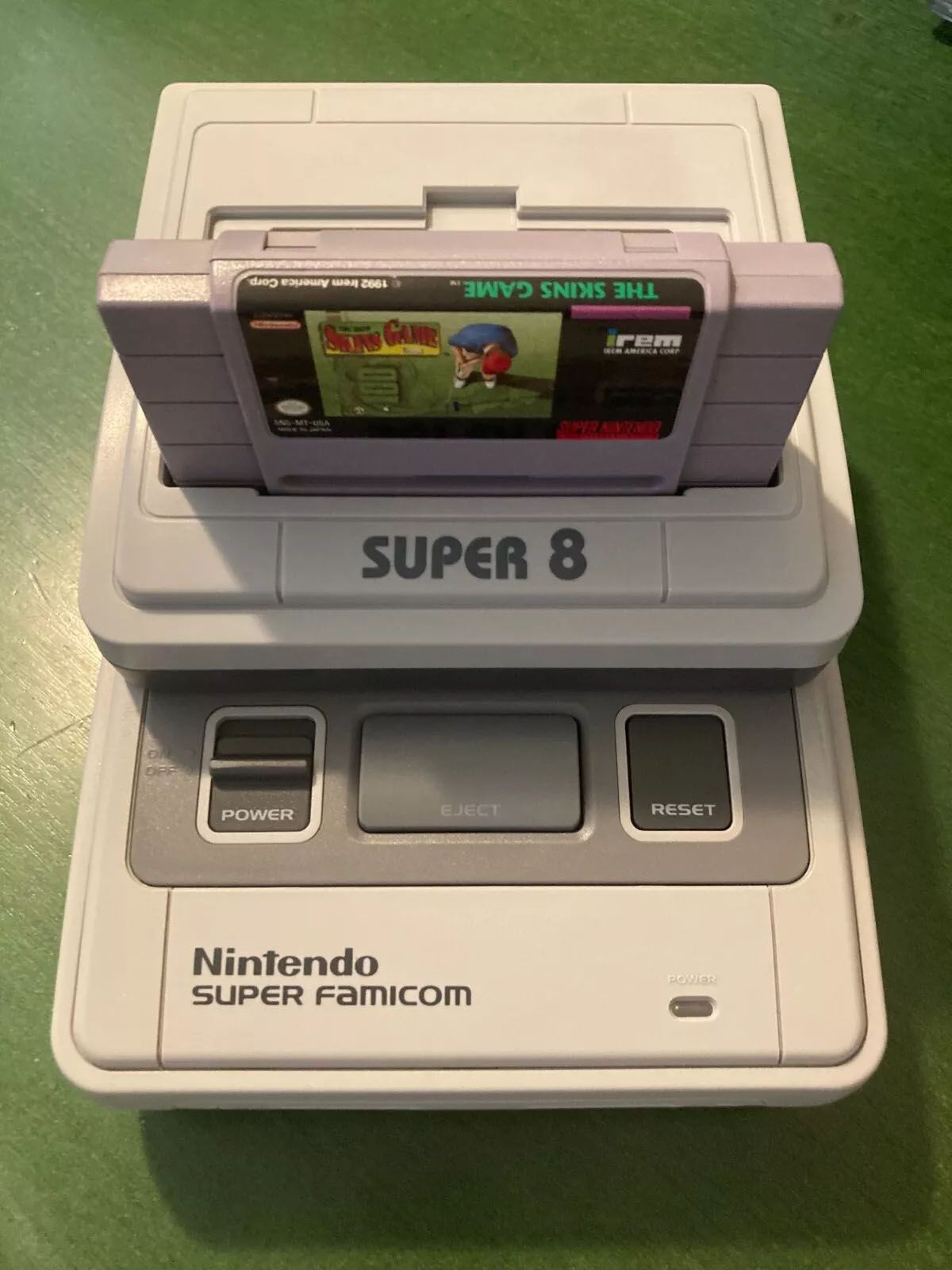 Innovation Super 8 Tristar with SNES game