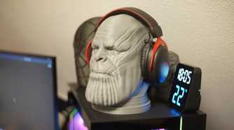 Thanos Headset stand