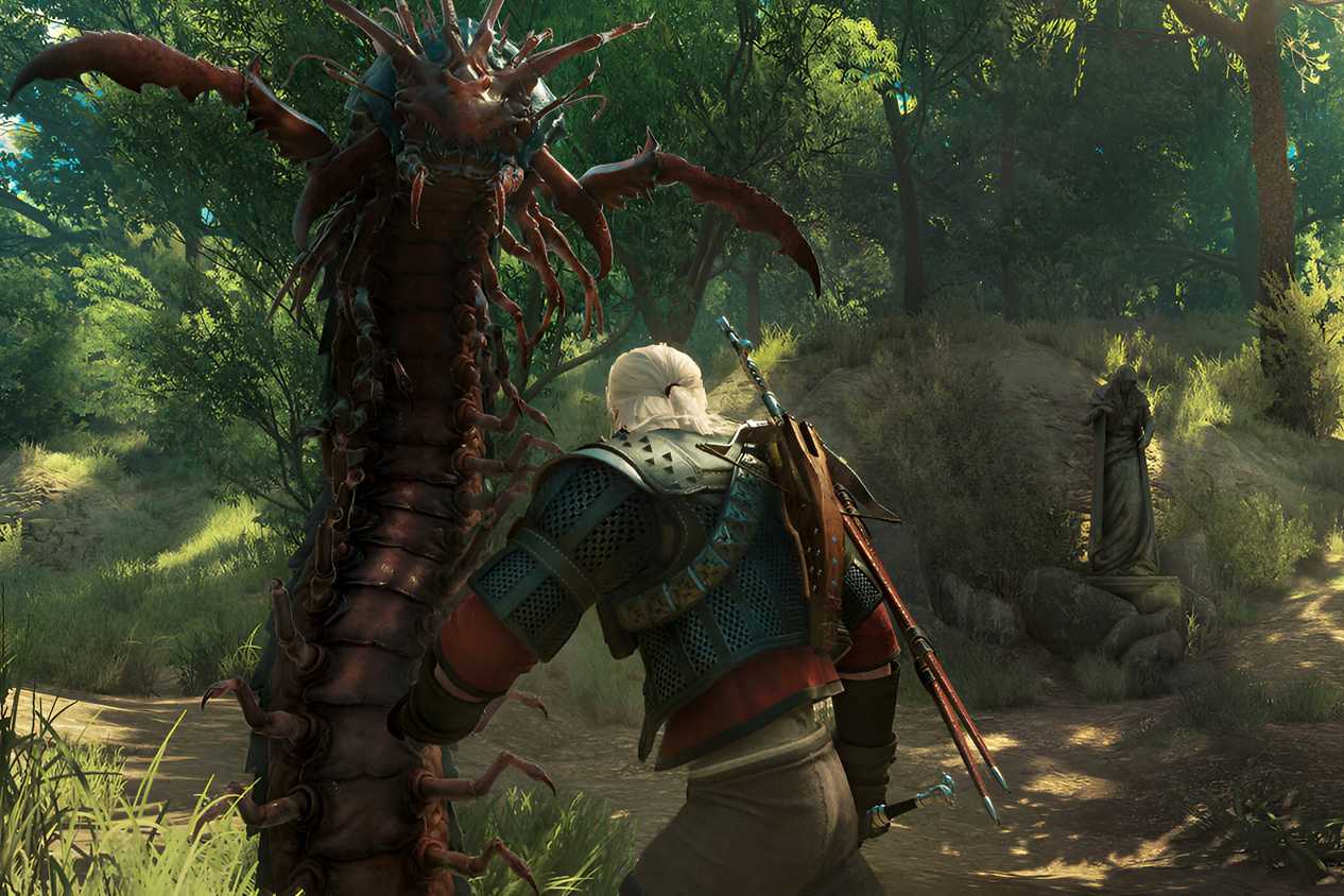 A screenshot from The Witcher 3: Wine and Blood, showing Geralt, the protagonist, fighting a giant insect-like creature.