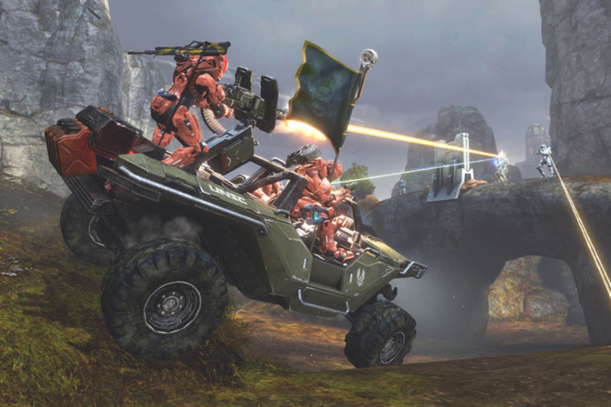 Master Chief Collection red players driving warthog