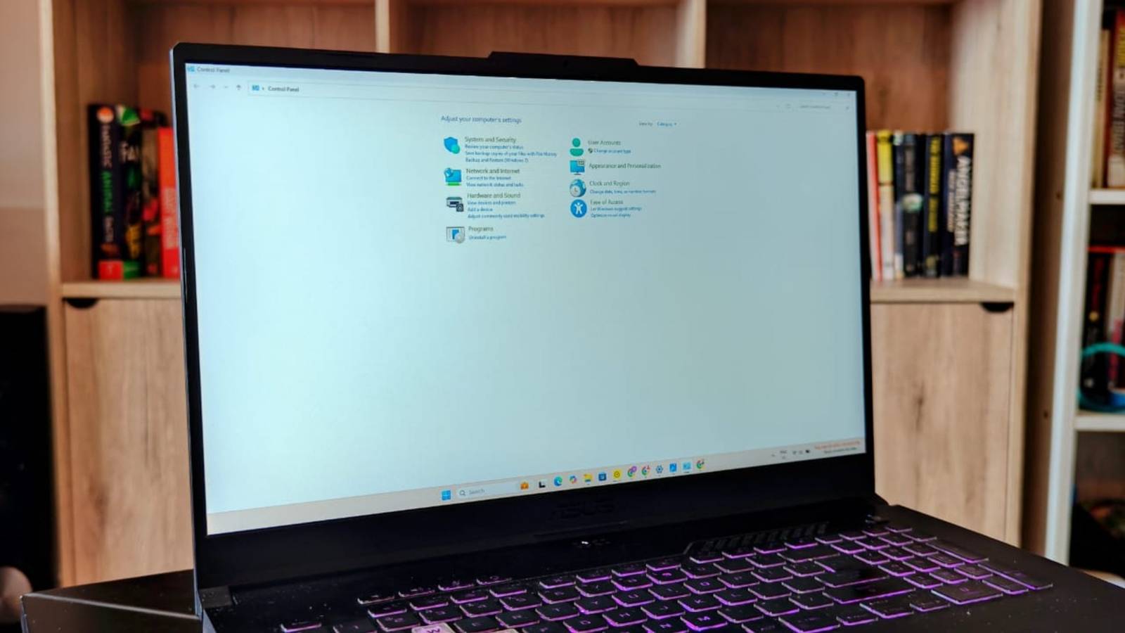 Microsoft needs to stop phasing out Control Panel