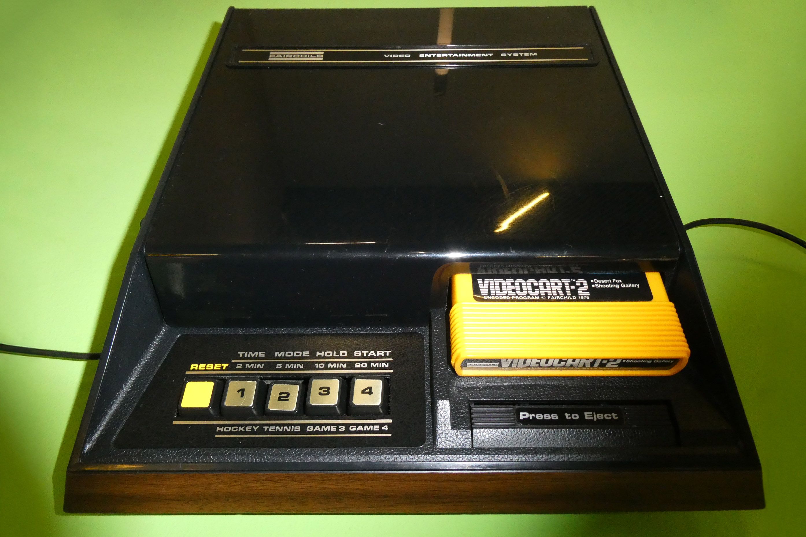 Fairchild Channel-F Console (1975)