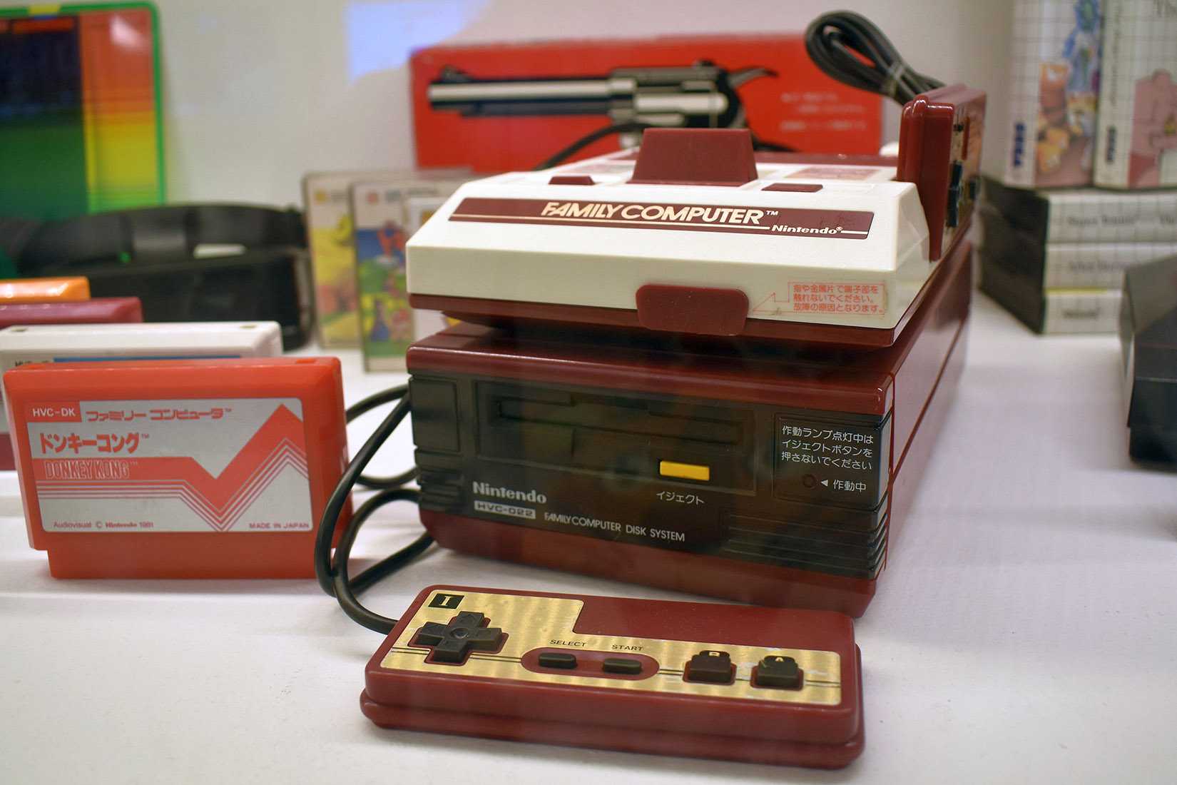 5 Nintendo sub-console add-ons that reshaped the original game systems