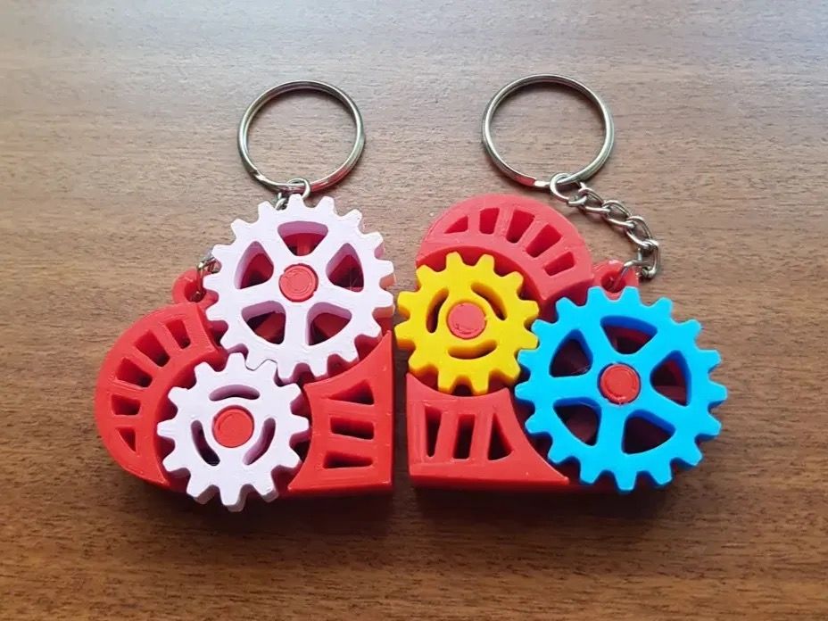 gear heart fidget keychain