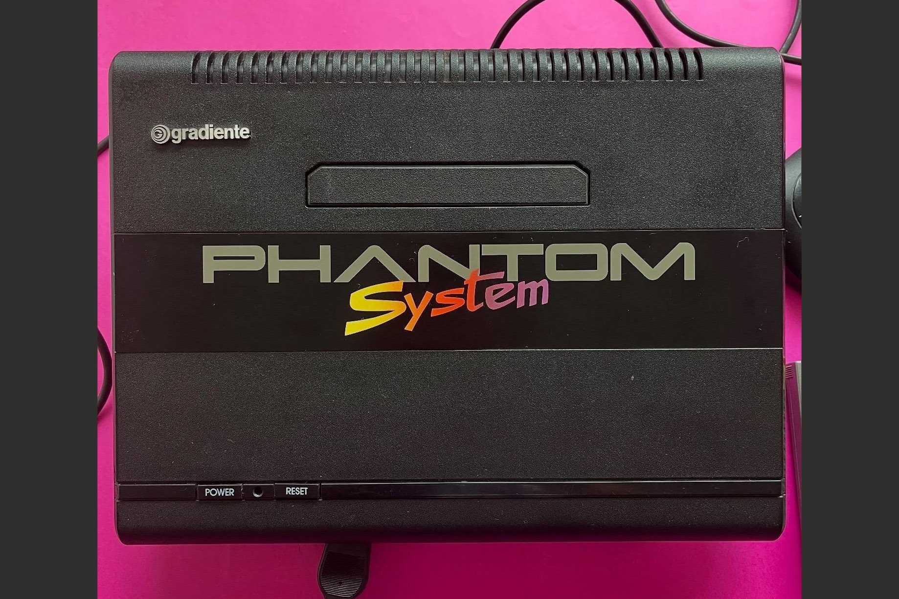 Gradiente Phantom System - Brazil NES clone - Top View