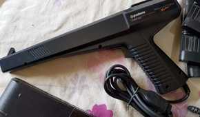 Gradiente Phantom System - Brazil NES clone - Light Gun
