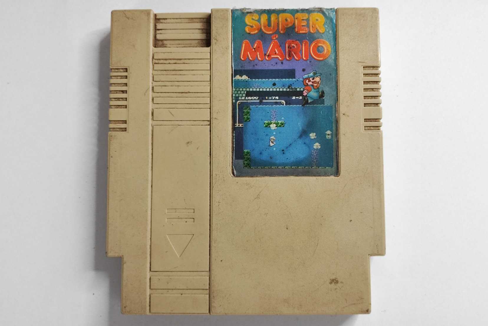 gradiente-phantom-system-super-mario-game-brazil-nes-4_source-diego-ferreira-leiloes
