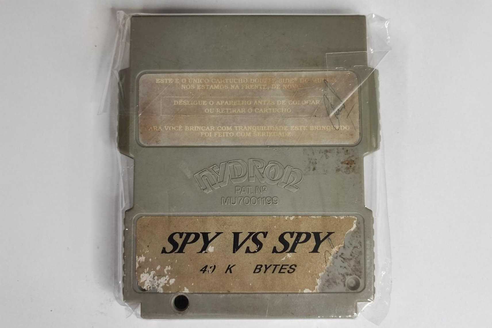 Hydron double-sided NES game cartridges in Brazil - Spy vs Spy