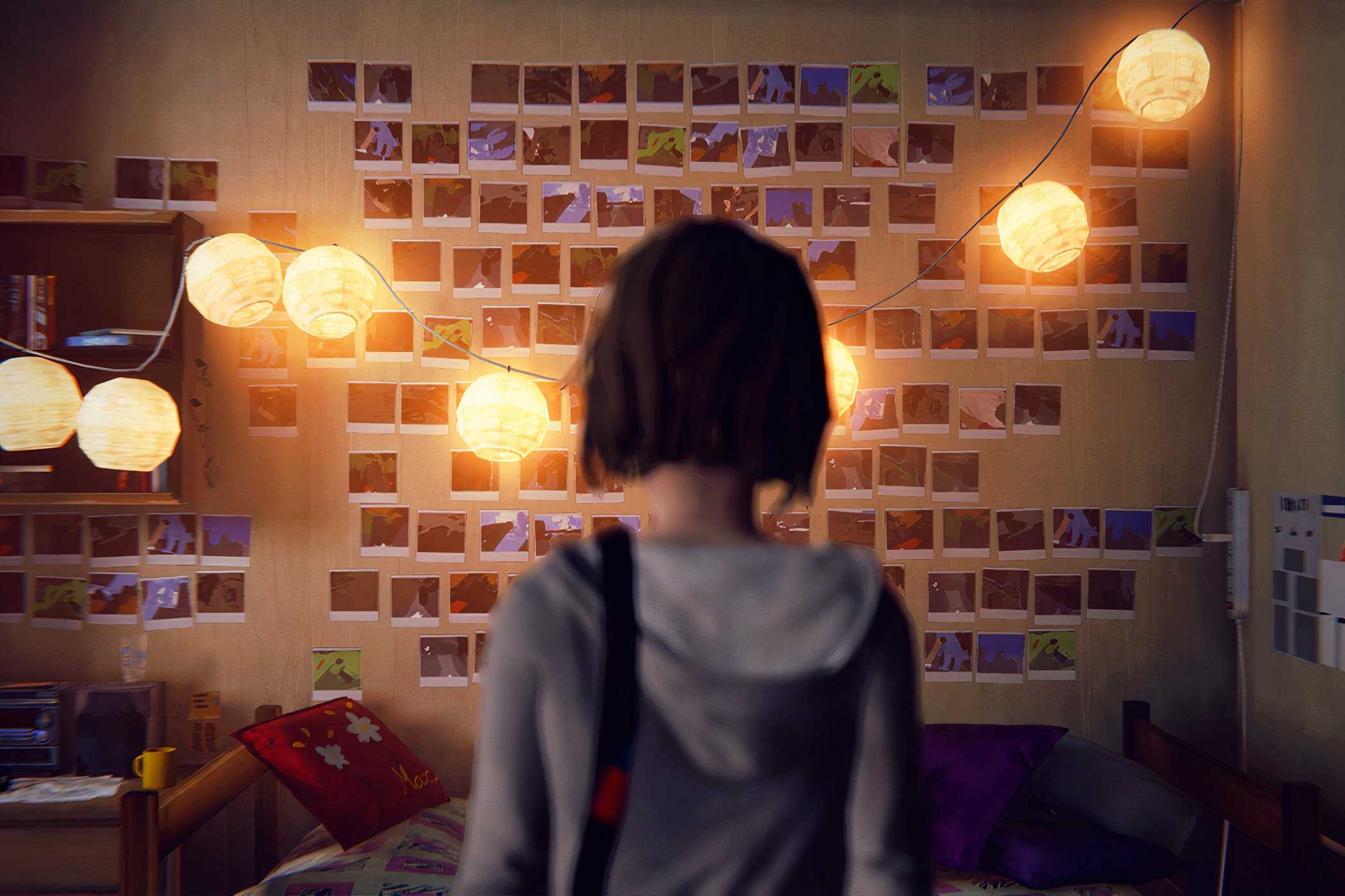 An image from the game Life is Strange, showing a girl look at a wall full of photos, covered by lightbulbs.
