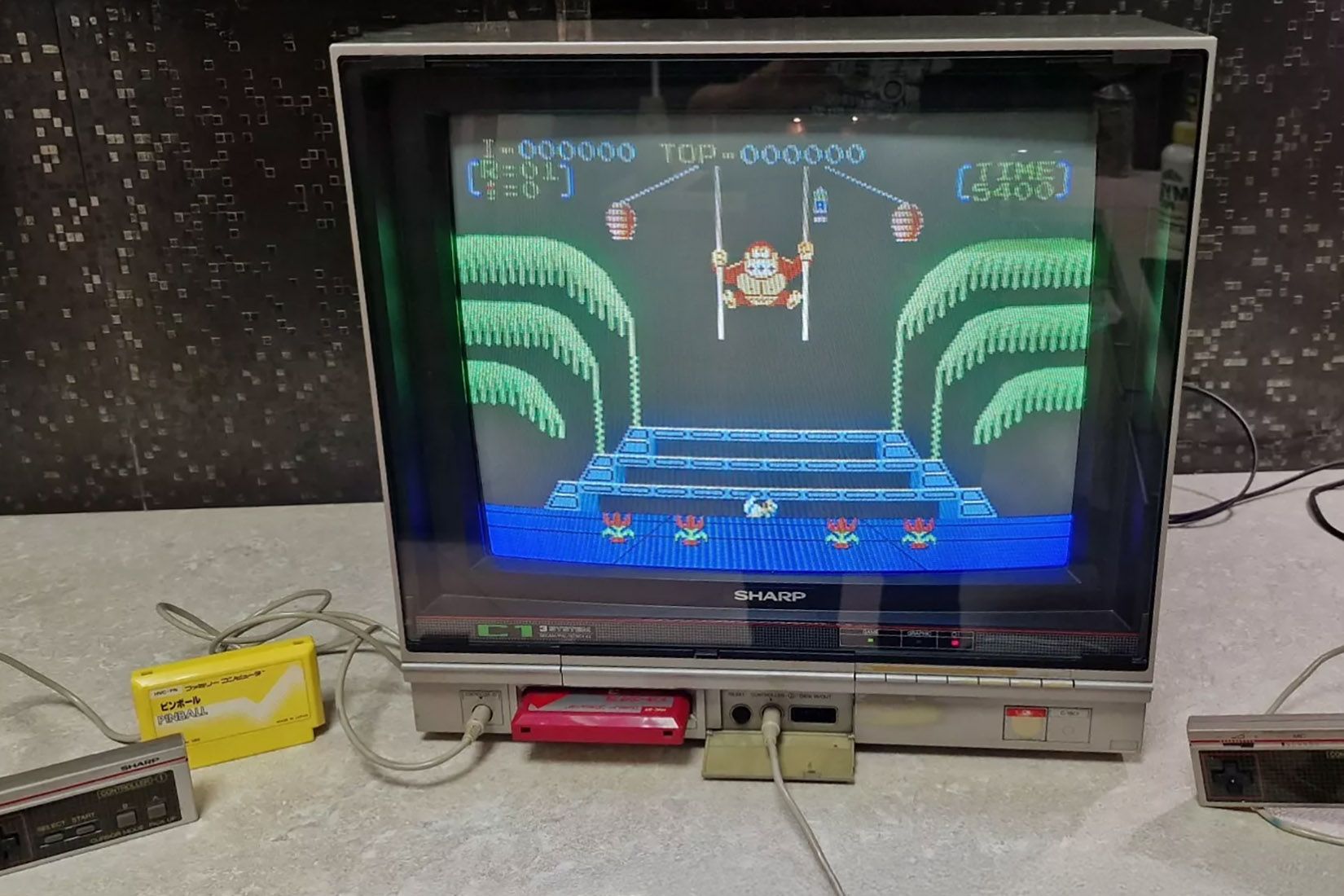 NES Sharp C1-TV