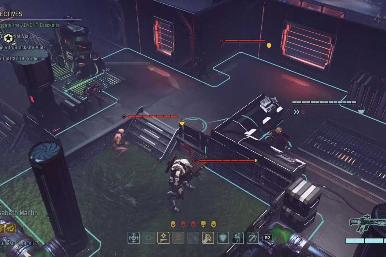 XCOM gameplay units hiding behind cover