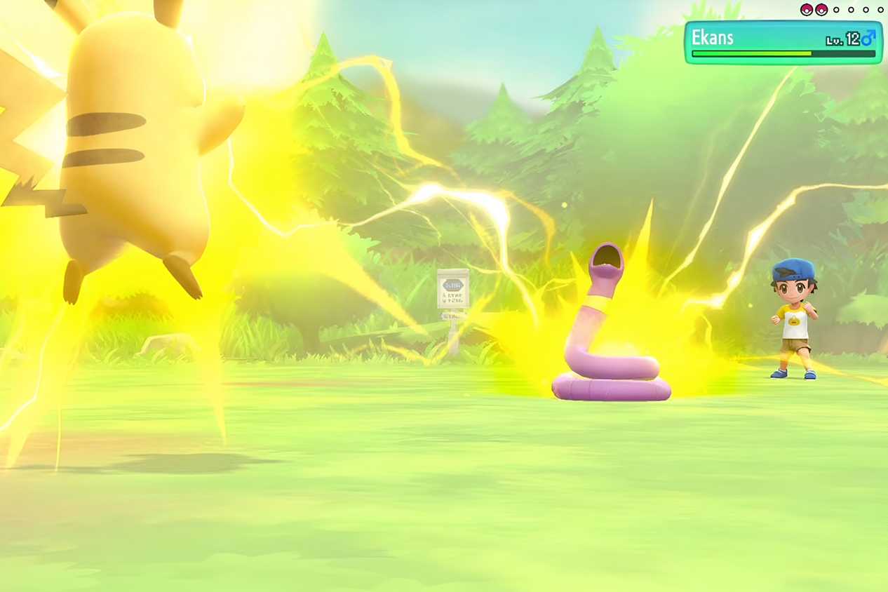 An image from the game Let's Go Pikachu!, showing Pokemon zap Ekans with an electric attack.