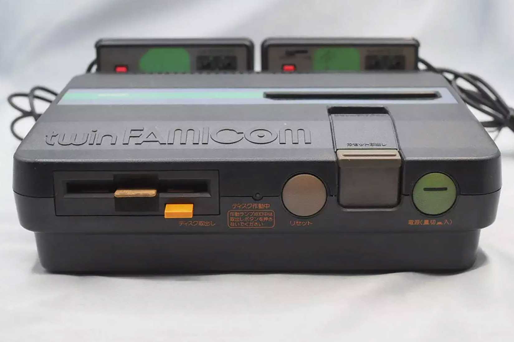 SHARP-Twin-Famicom-FC-AN-505-BK