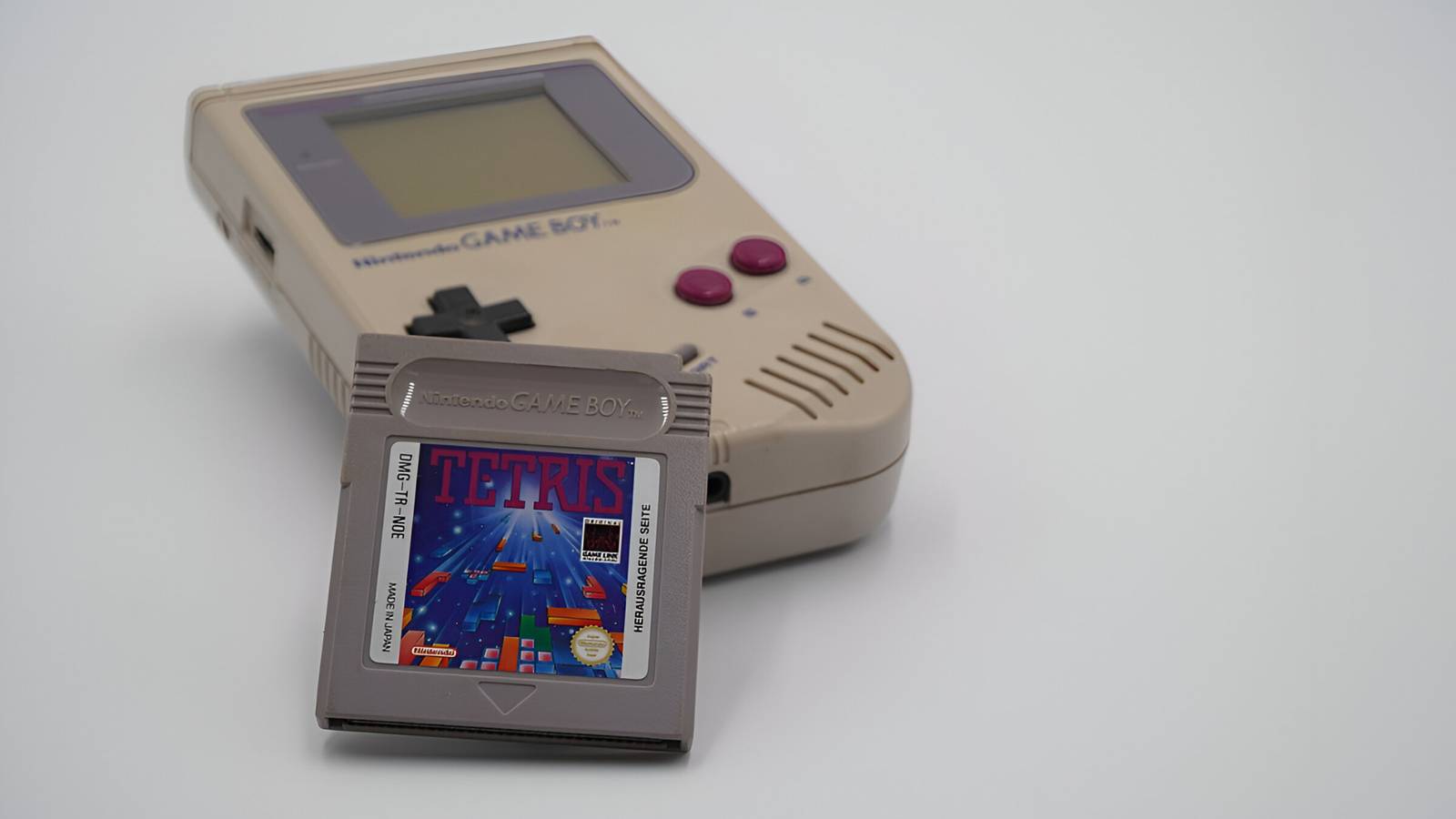 This beautiful browser-based Game Boy emulator perfectly replicates how games looked back then