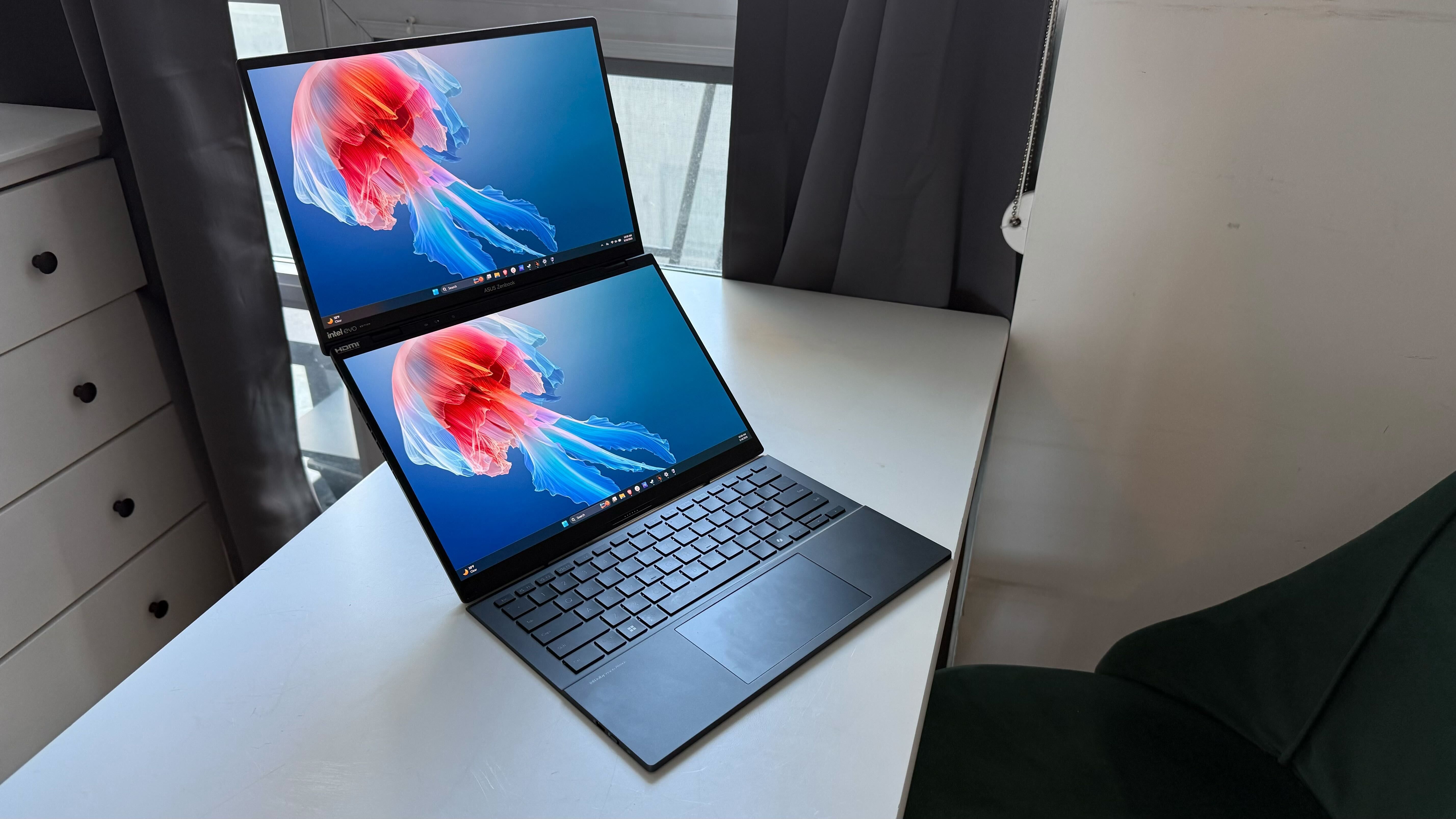ASUS Zenbook Duo review: My first dual-screen experience