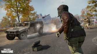 Call of Duty Operator throwing a grenade at a vehicle in Warzone