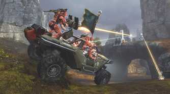 Halo-4-Multiplayer-flag-warthog