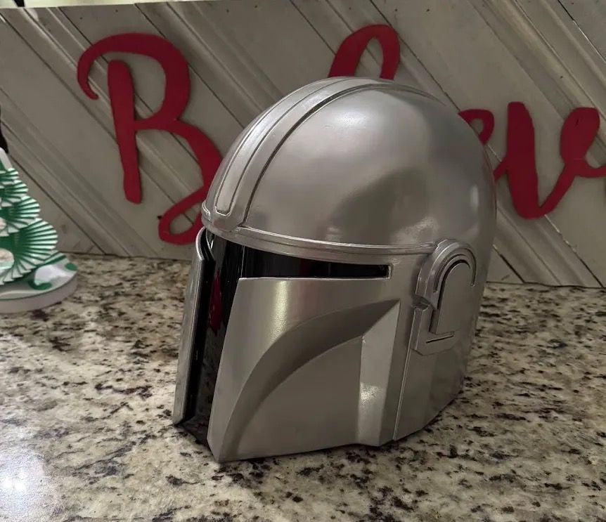 Mando Helmet by javiles on MakerWorld