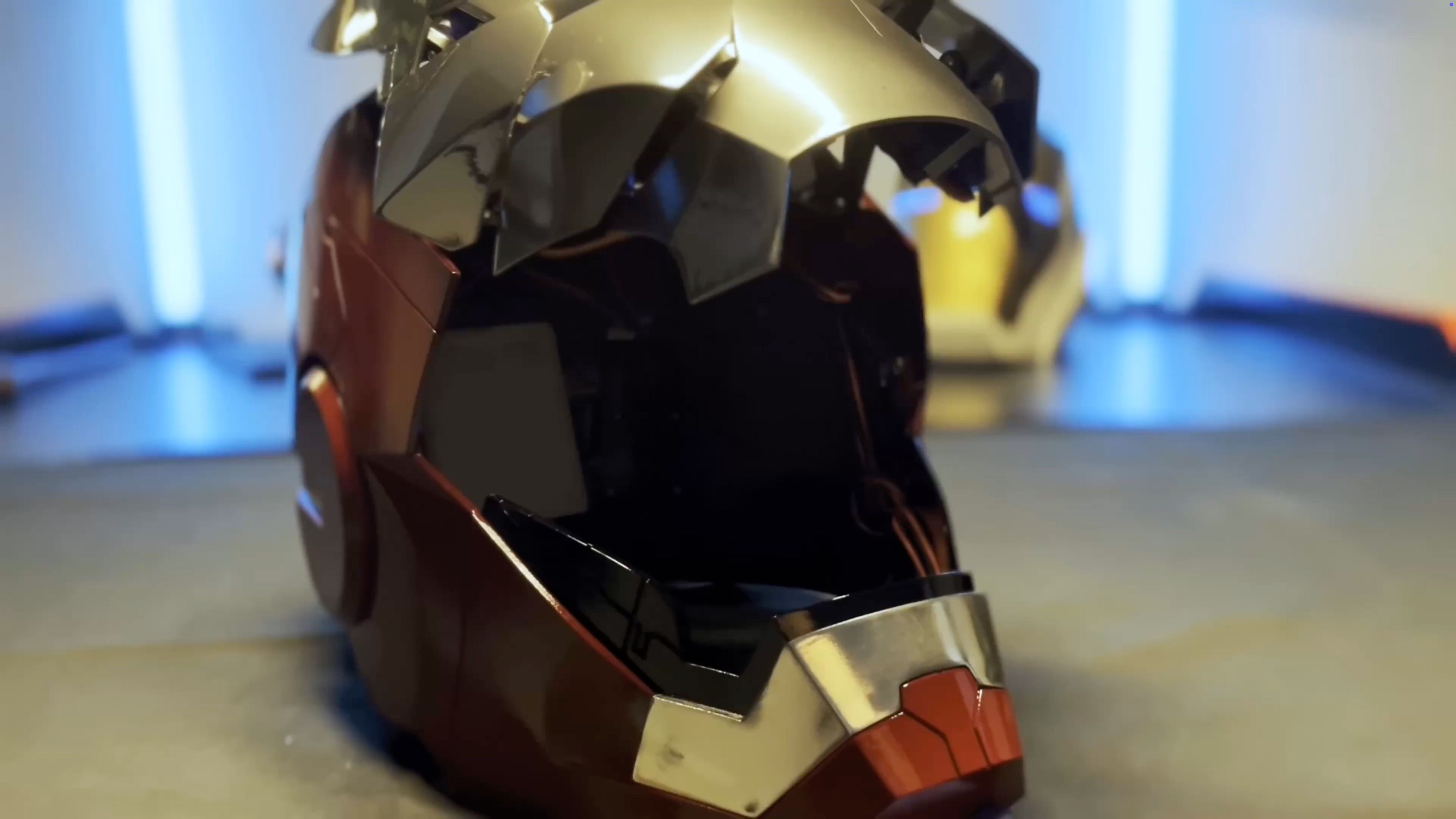 Motorized Iron Man Helmet_4