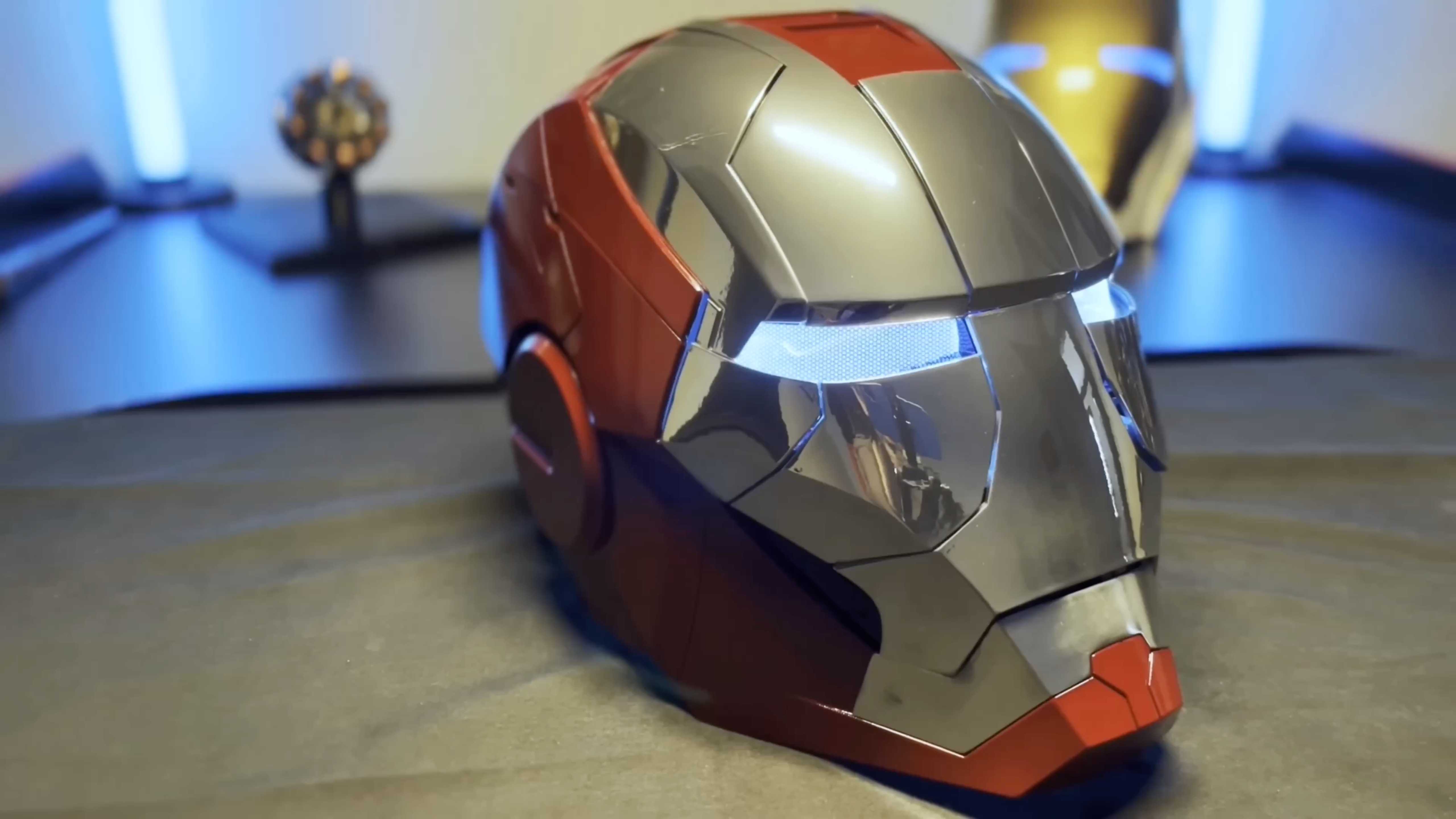 Motorized Iron Man Helmet_5