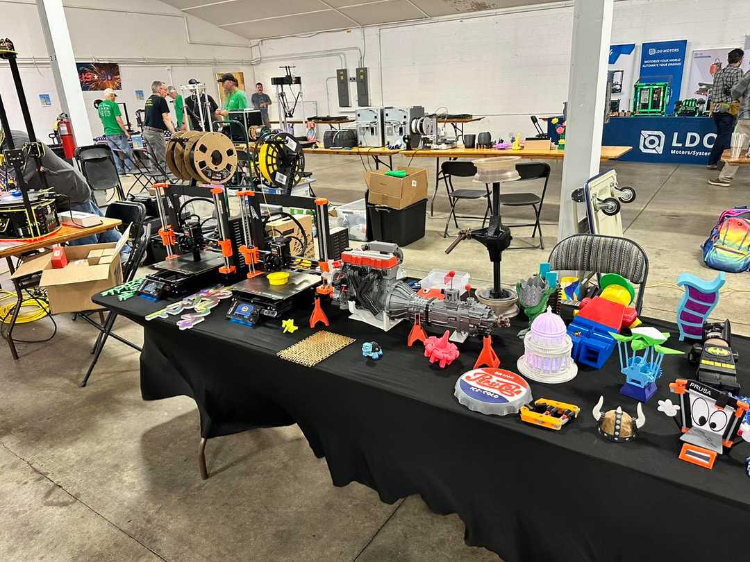 MWRRF show floor displays