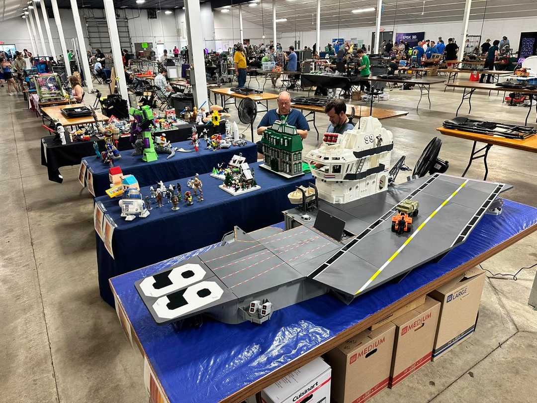 MWRRF show floor large models