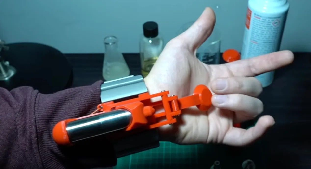 working spideman co2 webshooter by lachie