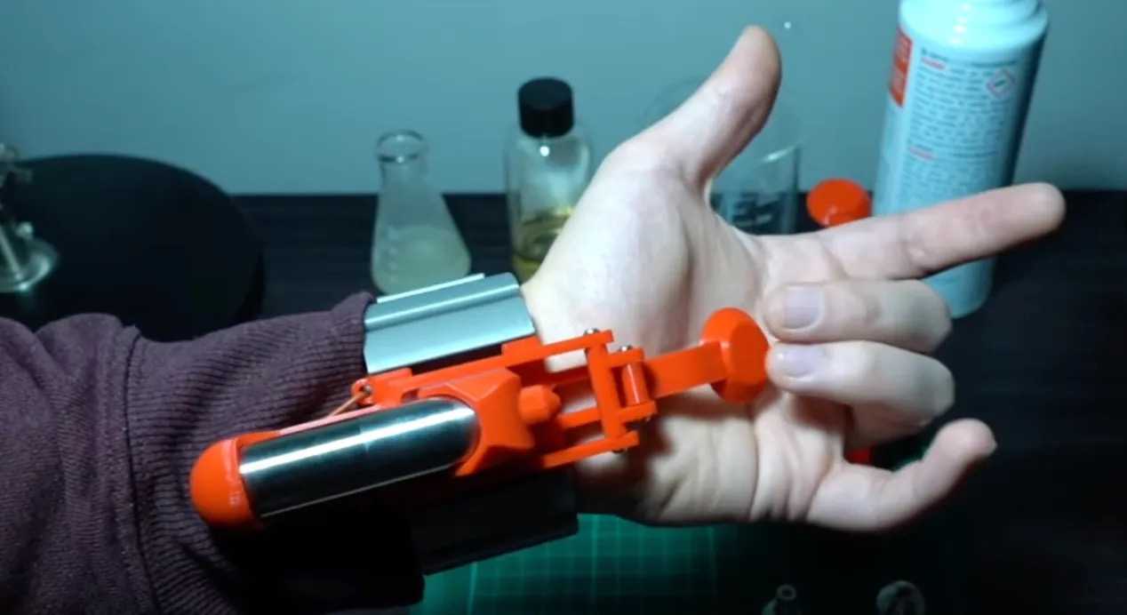 working spideman co2 webshooter by lachie