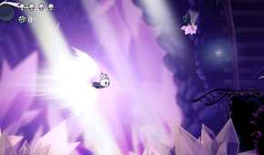 Hollow Knight dashing through crystals